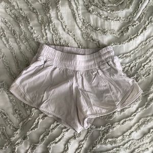 White lululemon hotty hot shorts, size 2